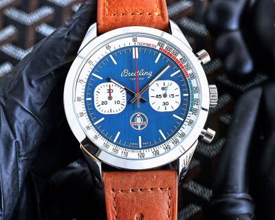 Breitling Avenger Japan Complications Quartz Movement 43mm Blue/Red/Green Dial Watch